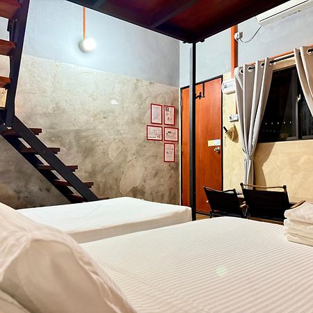 Ardour Lodge "A" Wing Tanjung Bungah  Bagian luar foto