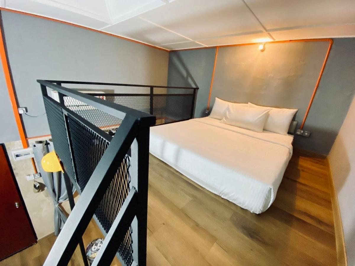 Ardour Lodge "A" Wing Tanjung Bungah  Bagian luar foto
