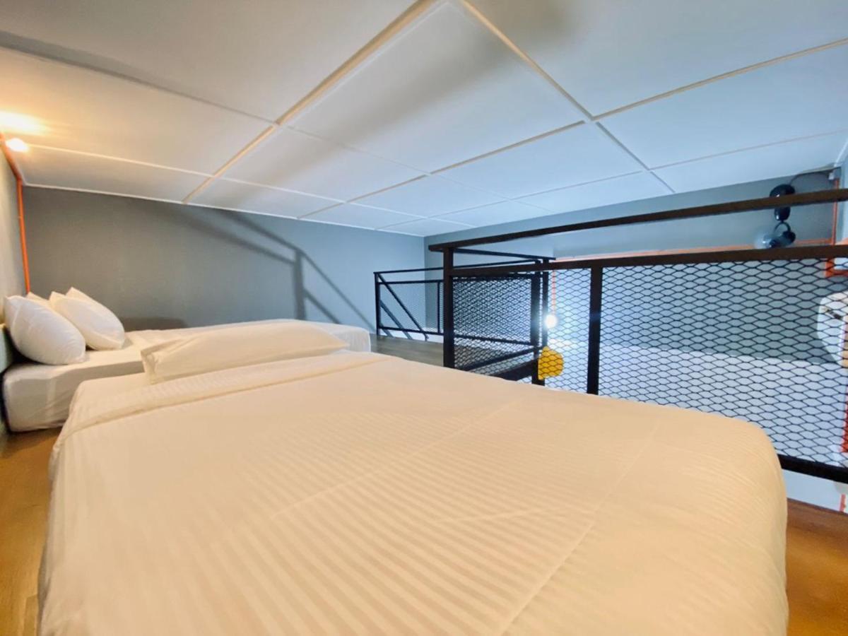 Ardour Lodge "A" Wing Tanjung Bungah  Bagian luar foto