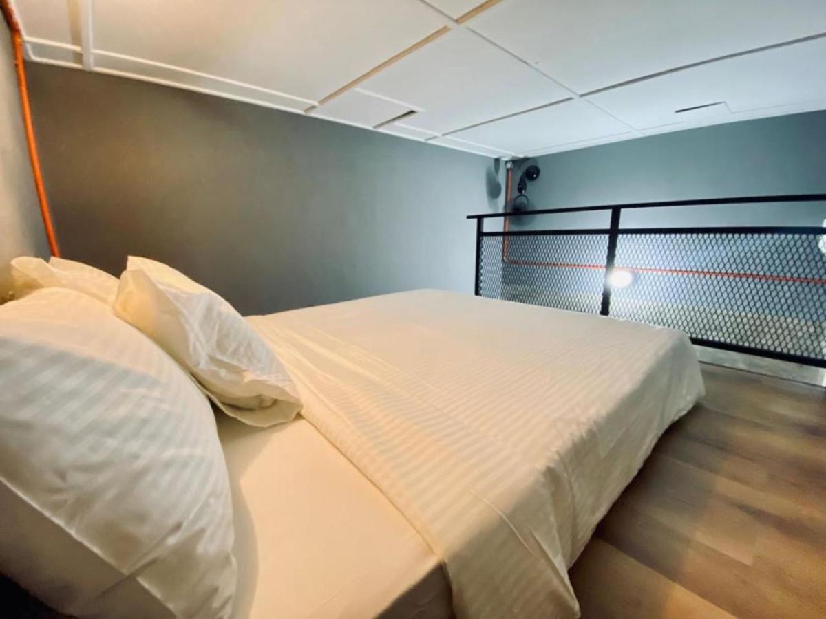 Ardour Lodge "A" Wing Tanjung Bungah  Bagian luar foto