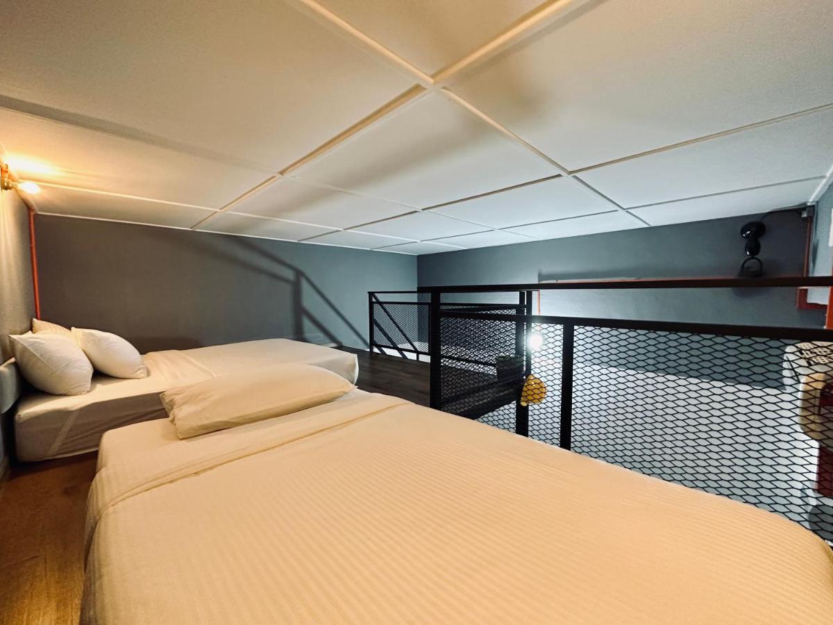 Ardour Lodge "A" Wing Tanjung Bungah  Bagian luar foto