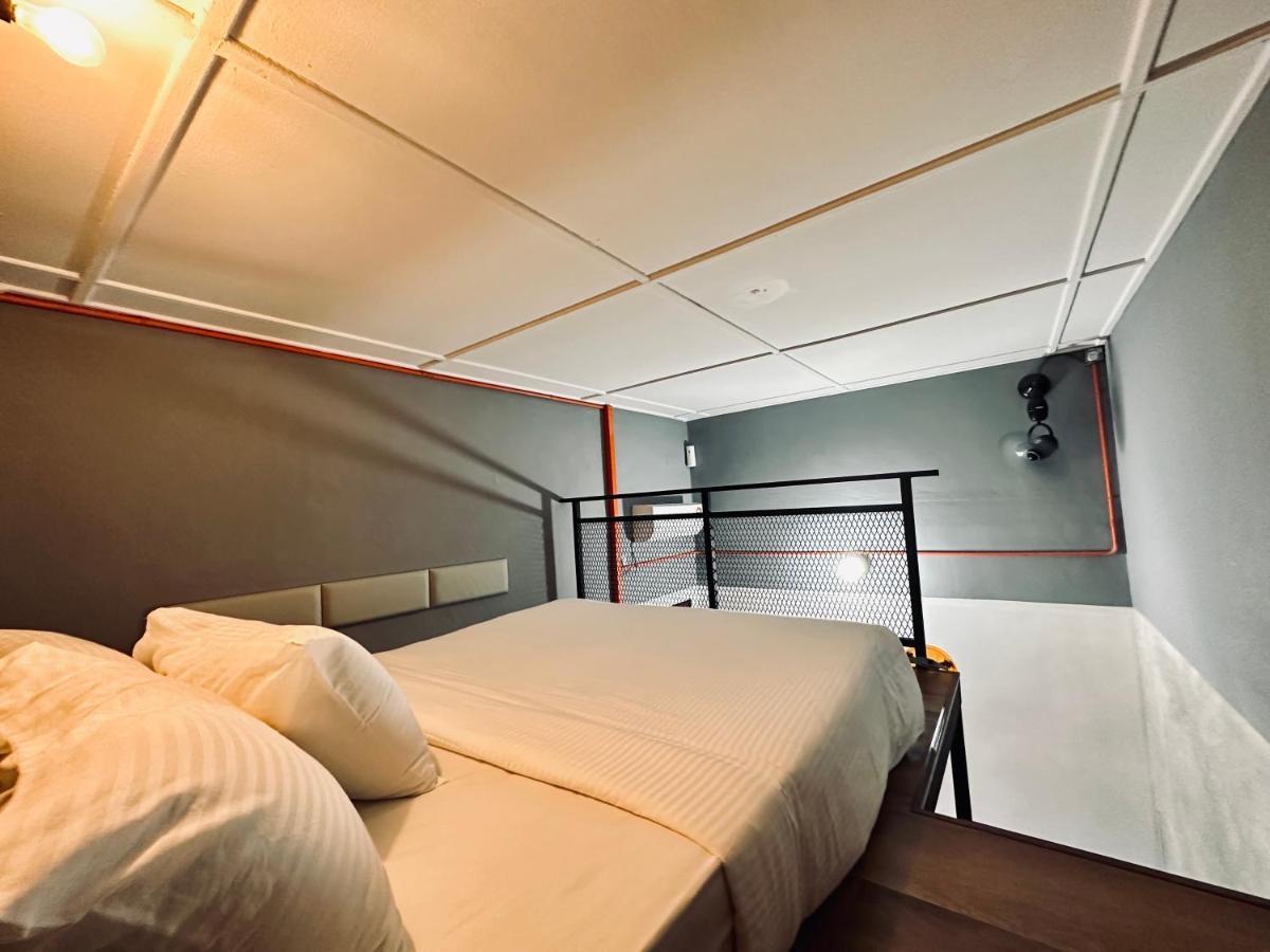 Ardour Lodge "A" Wing Tanjung Bungah  Bagian luar foto