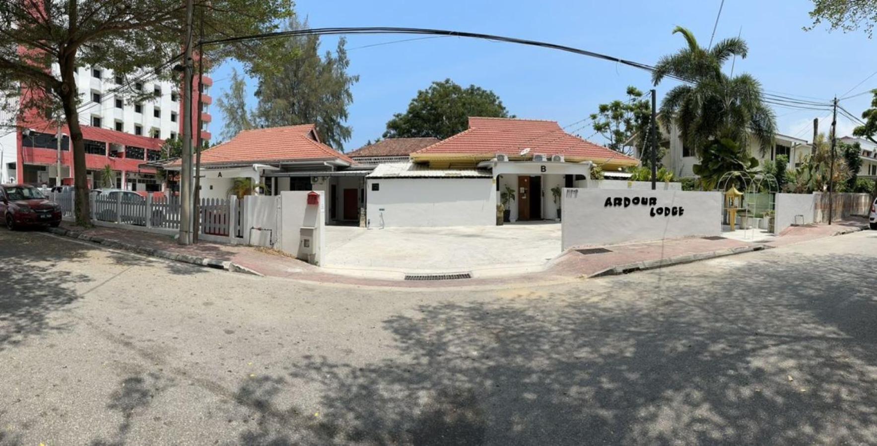 Ardour Lodge "A" Wing Tanjung Bungah  Bagian luar foto