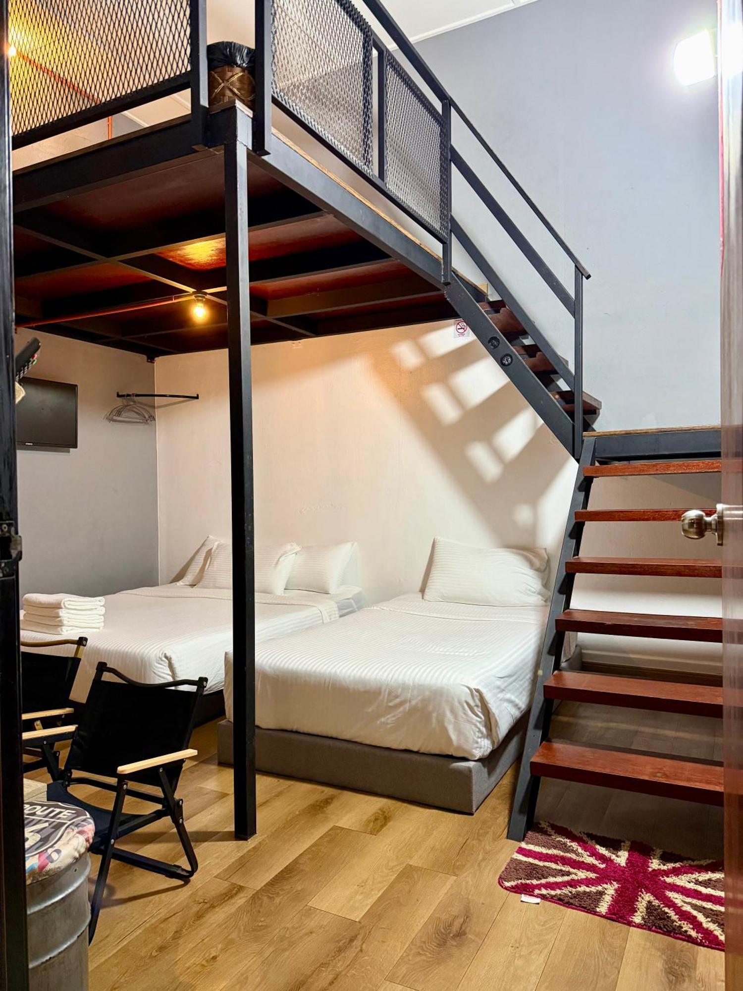 Ardour Lodge "A" Wing Tanjung Bungah  Bagian luar foto