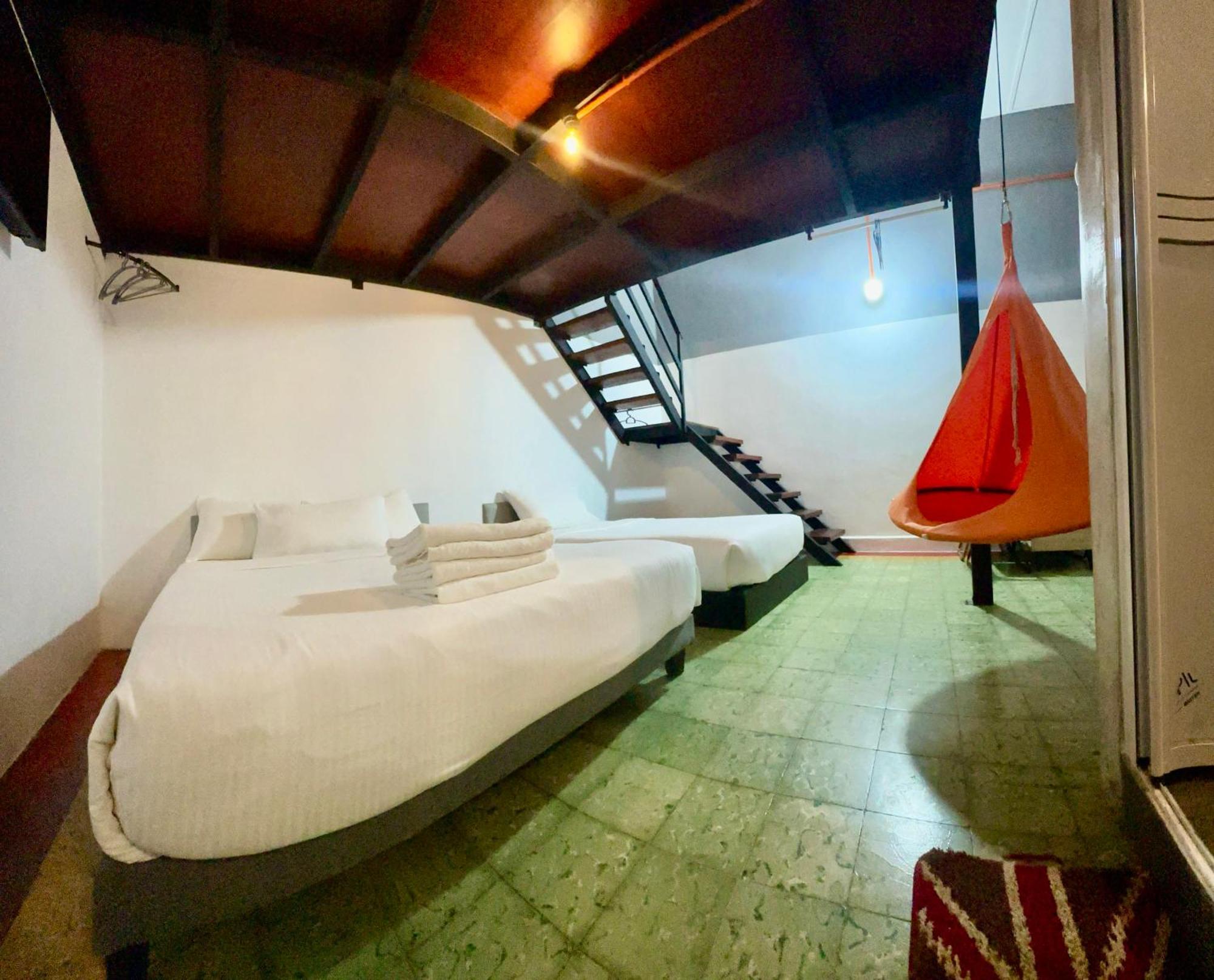 Ardour Lodge "A" Wing Tanjung Bungah  Bagian luar foto