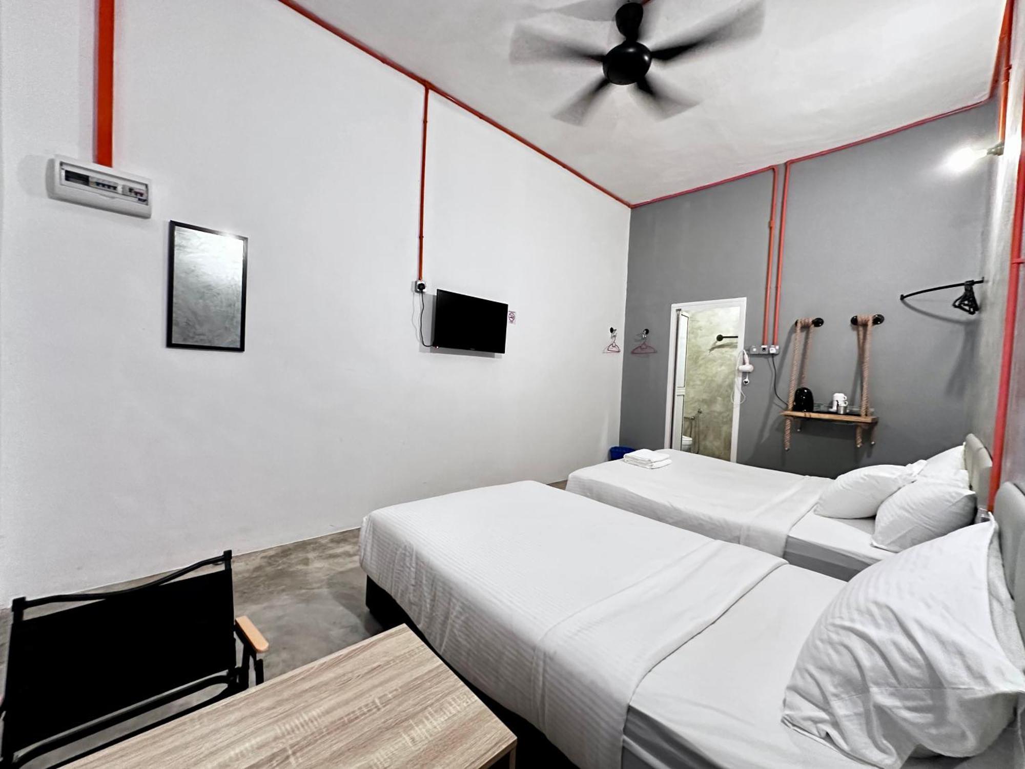 Ardour Lodge "A" Wing Tanjung Bungah  Bagian luar foto